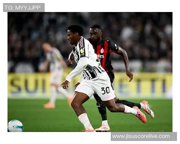 友谊赛精彩对决尤文图斯与AC米兰战成平局全场瞬间回顾集锦