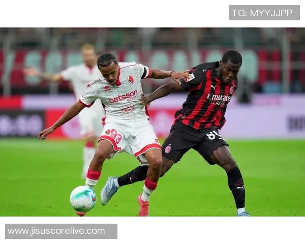 西甲激战：AC米兰大胜尤文图斯红牌争议引发全场热议